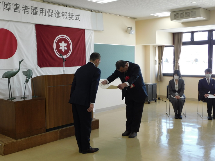 松本市障がい者雇用促進報奨式 4年連続入賞しました。01
