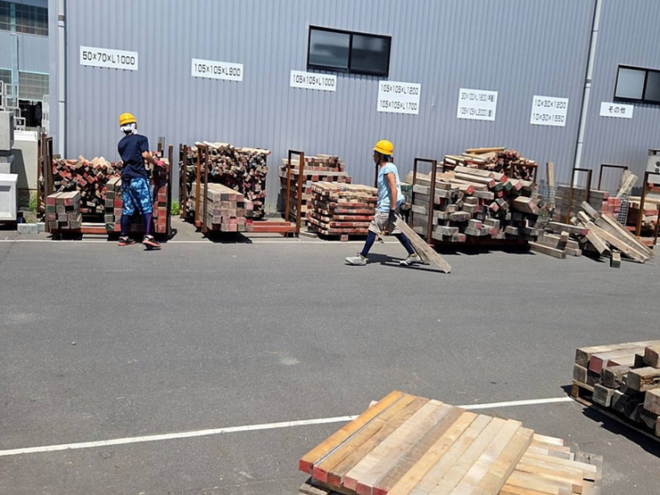 山形村の有力企業に2名が入社しました！01